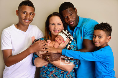 Boca Regional Hospital birth photographer family portrait with boys